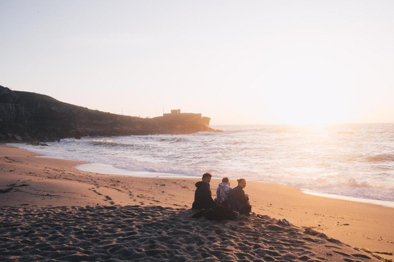 Gundi House Vandrarhem Ericeira Exteriör bild